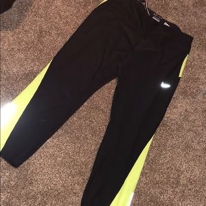 Nike Black & Neon Yellow Cropped Running Leggings